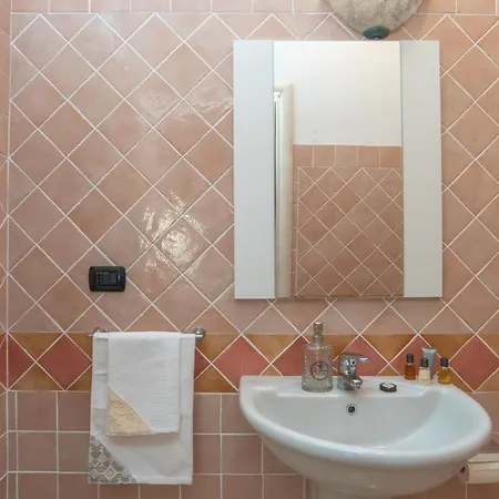 Boutique Apartment *